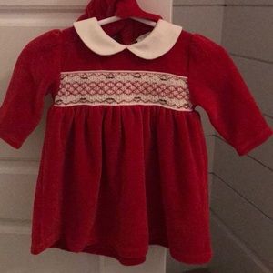 Kissy kissy 0-3 EUC Smocked dress and bloomers